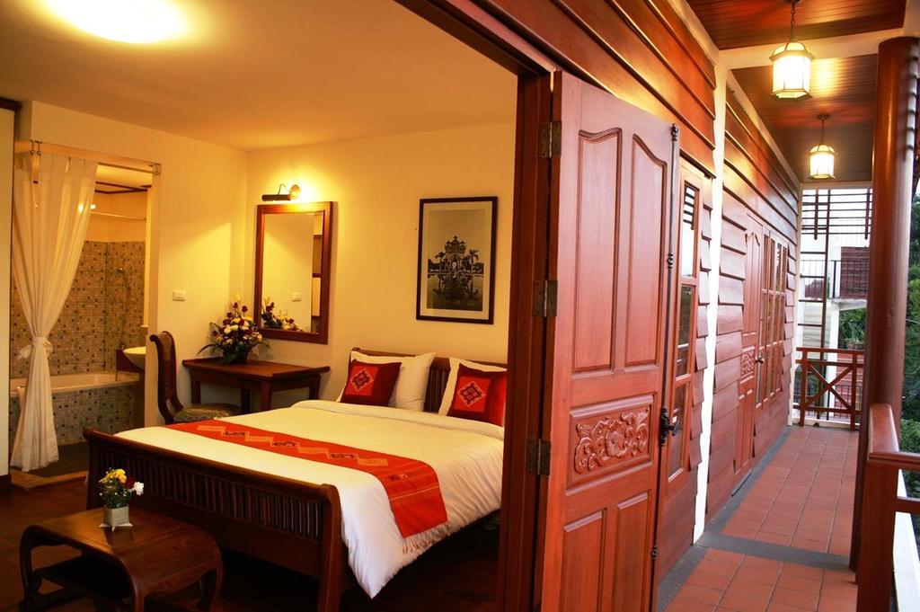Avilla Phasouk Hotel Wientian Zewnętrze zdjęcie